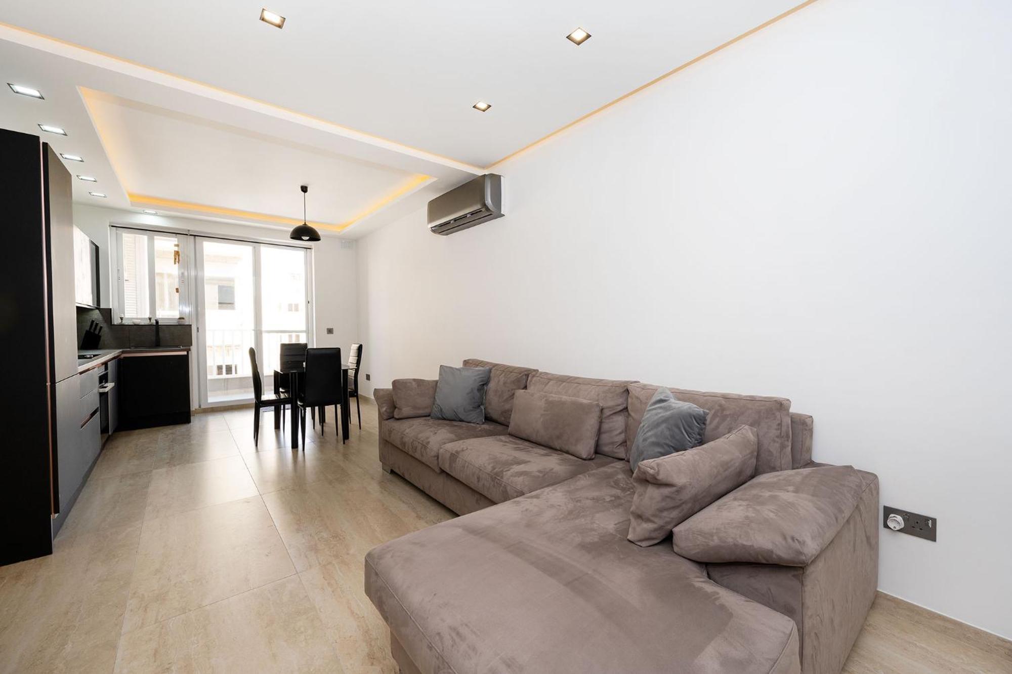 Modern 2 Bedroomed Apartment In Gzira Exterior foto